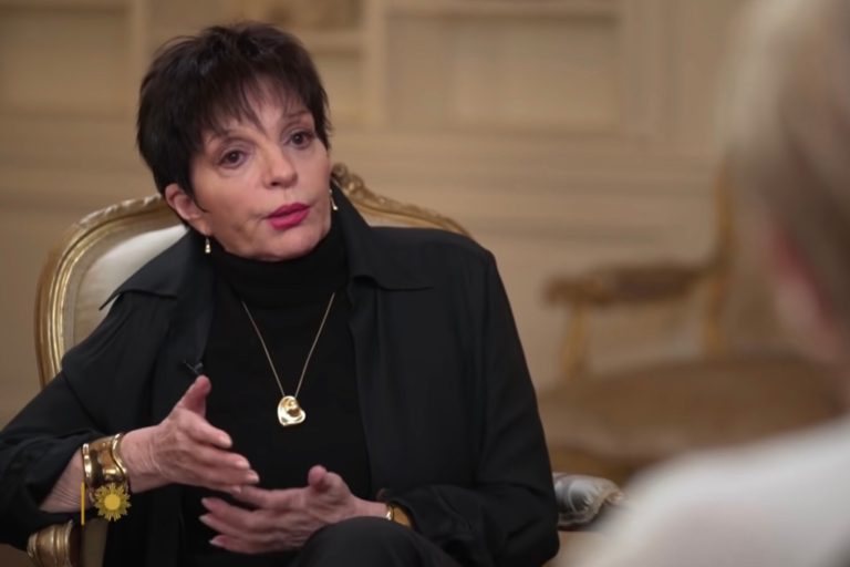 Liza Minnelli recalls Judy Garland helping her with stage fright