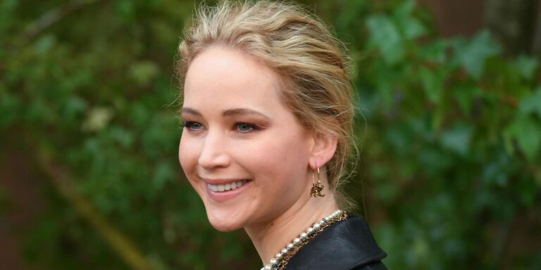 Jennifer Lawrence Says That She Used To Get Stoned With Liam Hemsworth And Josh Hutcherson Before Hunger Games’ Premieres