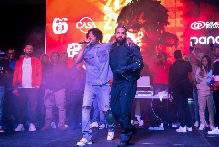 Drake & 21 Savage Add 12 Dates To “It’s All A Blur” Tour